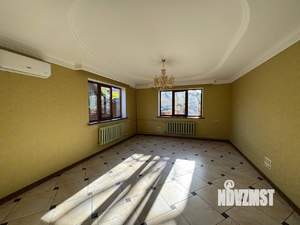 Дом 230м², 2-этажный, участок 3 сот.  