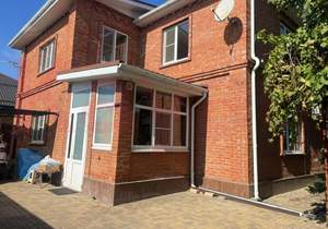 Дом 208м², 2-этажный, участок 8 сот.  