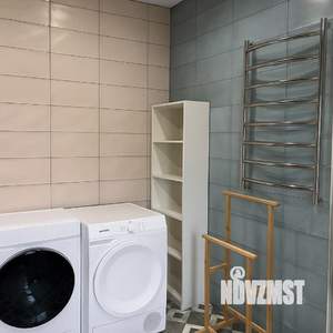 Дом 150м&sup2;, 2-этажный, участок 5 сот.  