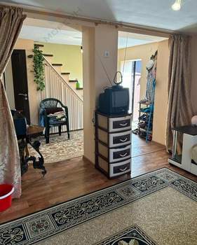 Дом 93м&sup2;, 2-этажный, участок 4 сот.  