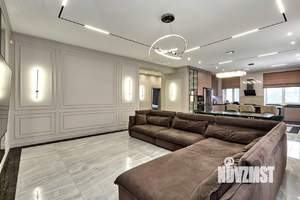 Дом 477м&sup2;, 3-этажный, участок 10 сот.  