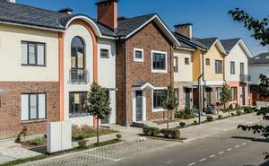 Дом 90м², 3-этажный, участок 2 сот.  