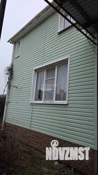 Дом 60м&sup2;, 2-этажный, участок 4 сот.  