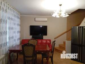 Дом 199м&sup2;, 2-этажный, участок 3 сот.  