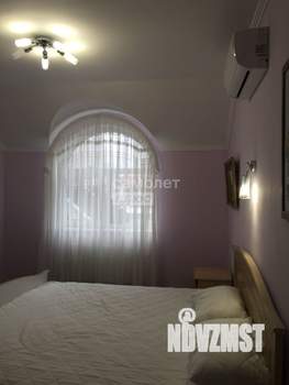 Дом 71м&sup2;, 2-этажный, участок 1 сот.  