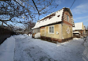 Дом 80м&sup2;, 2-этажный, участок 4 сот.  