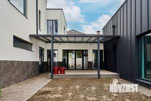 Дом 310м&sup2;, 2-этажный, участок 7 сот.  