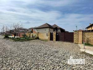 Дом 297м&sup2;, 2-этажный, участок 7 сот.  