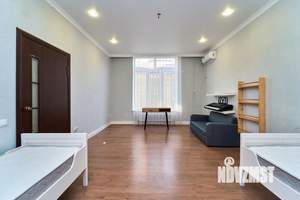 Дом 130м&sup2;, 2-этажный, участок 2 сот.  