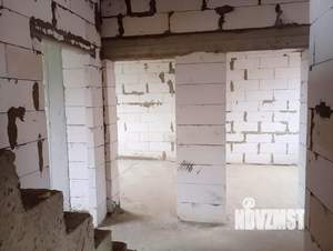 Дом 180м&sup2;, 2-этажный, участок 6 сот.  