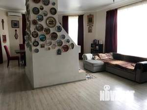 Коттедж 150м&sup2;, 1-этажный, участок 5 сот.  