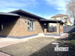 Коттедж 150м&sup2;, 1-этажный, участок 6 сот.  