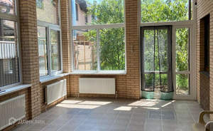 Дом 222м&sup2;, 2-этажный, участок 6 сот.  