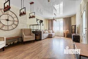 Дом 360м&sup2;, 3-этажный, участок 16 сот.  