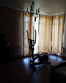 Дом 140м&sup2;, 2-этажный, участок 3 сот.  