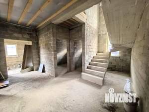 Дом 194м², 2-этажный, участок 3 сот.  