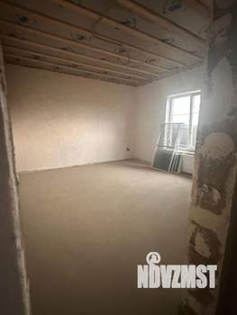 Дом 100м&sup2;, 2-этажный, участок 4 сот.  