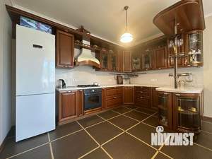 Дом 158м&sup2;, 2-этажный, участок 10 сот.  