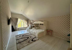 Дом 140м&sup2;, 2-этажный, участок 7 сот.  