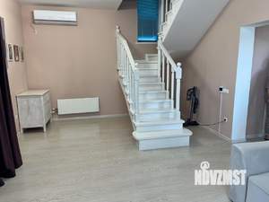 Дом 126м&sup2;, 2-этажный, участок 6 сот.  