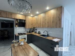 Дом 270м&sup2;, 3-этажный, участок 6 сот.  