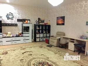 Дом 658м&sup2;, 2-этажный, участок 7 сот.  