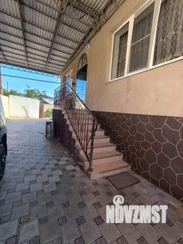 Дом 290м&sup2;, 2-этажный, участок 4 сот.  