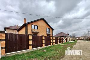 Дом 176м&sup2;, 2-этажный, участок 4 сот.  