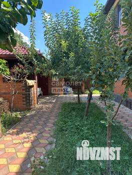 Дом 217м&sup2;, 3-этажный, участок 4 сот.  