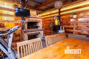 Дом 135м&sup2;, 2-этажный, участок 4 сот.  