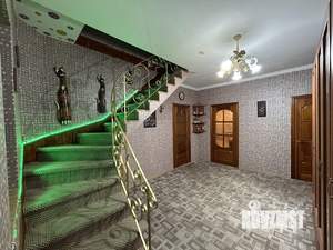 Дом 230м², 2-этажный, участок 5 сот.  