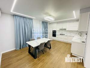 Дом 164м², 2-этажный, участок 3 сот.  