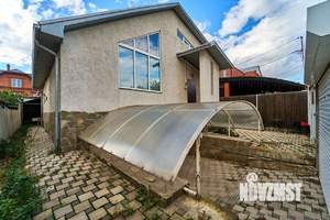 Дом 211м&sup2;, 3-этажный, участок 3 сот.  