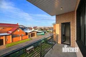 Дом 162м&sup2;, 2-этажный, участок 4 сот.  