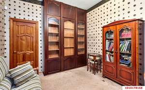 Дом 151м&sup2;, 2-этажный, участок 10 сот.  