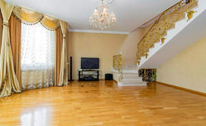 Дом 142м&sup2;, 2-этажный, участок 4 сот.  