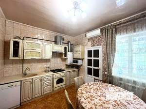 Коттедж 210м², 2-этажный, участок 6 сот.  