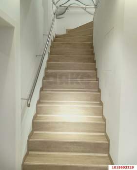 Дом 215м&sup2;, 2-этажный, участок 5 сот.  