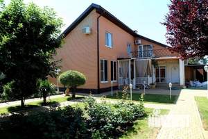 Дом 270м&sup2;, 2-этажный, участок 8 сот.  