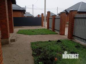 Дом 180м&sup2;, 2-этажный, участок 6 сот.  