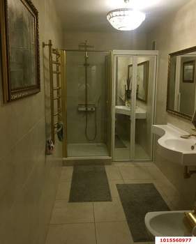 Дом 201м&sup2;, 3-этажный, участок 4 сот.  