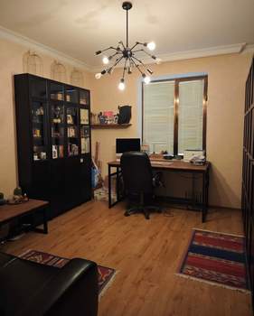 Дом 393м&sup2;, 2-этажный, участок 5 сот.  