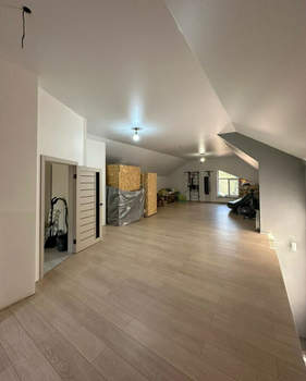 Дом 140м&sup2;, 2-этажный, участок 7 сот.  