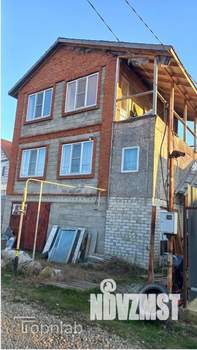 Дом 120м&sup2;, 3-этажный, участок 4 сот.  