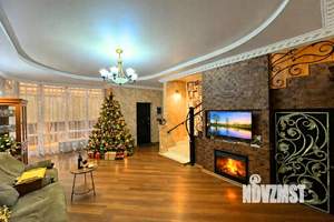 Коттедж 120м&sup2;, 2-этажный, участок 3 сот.  