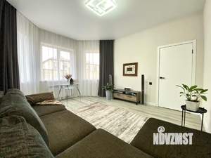 Дом 145м&sup2;, 2-этажный, участок 3 сот.  