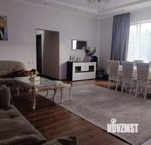 Дом 165м&sup2;, 2-этажный, участок 4 сот.  