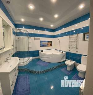 Дом 306м², 2-этажный, участок 11 сот.  