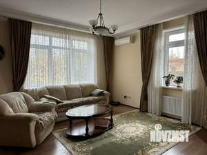 Дом 168м², 2-этажный, участок 8 сот.  