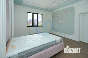 Дом 261м², 2-этажный, участок 9 сот.  